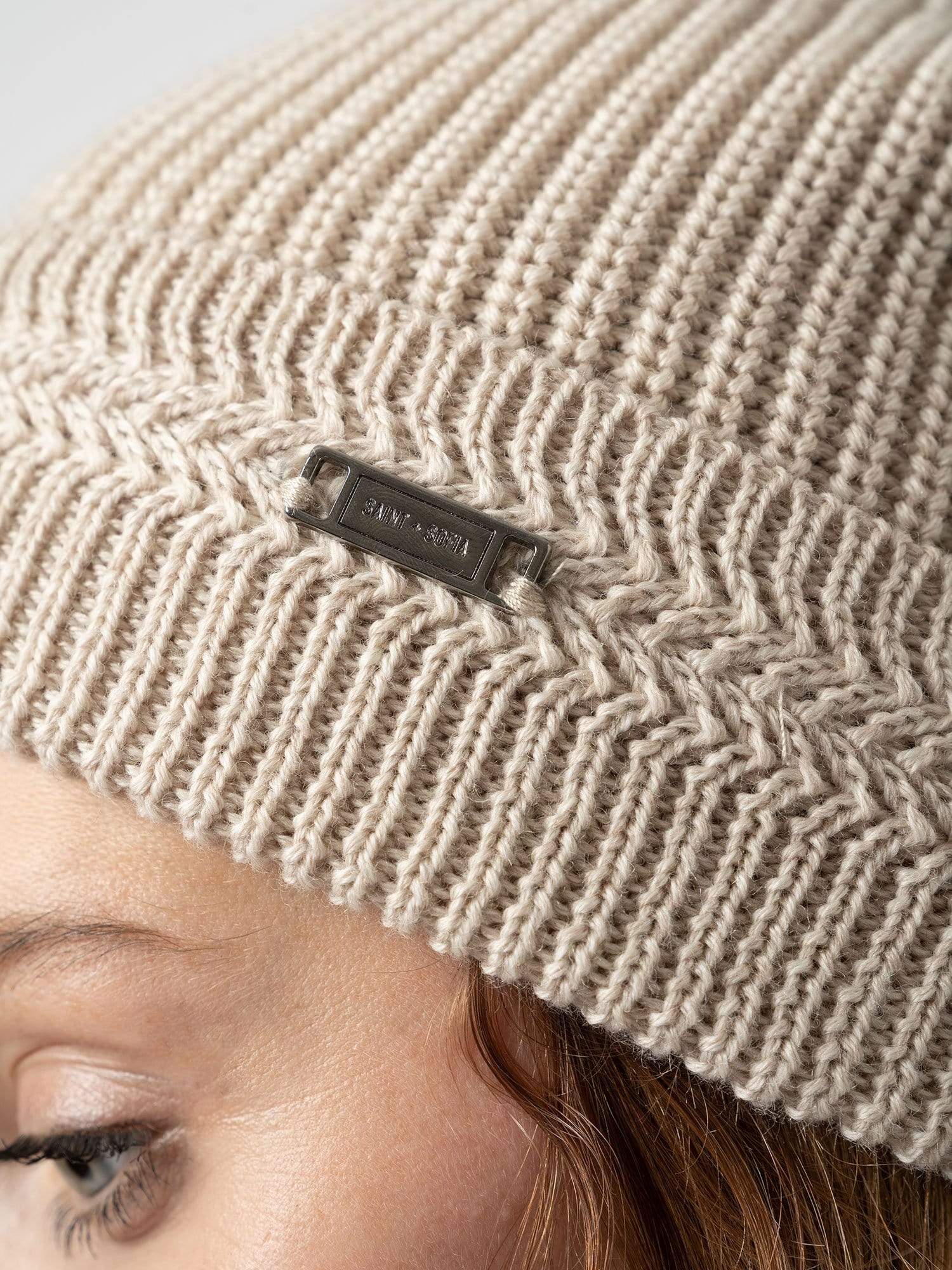 Merino Beanie Beige - Women's Beanies | Saint + Sofia® EU